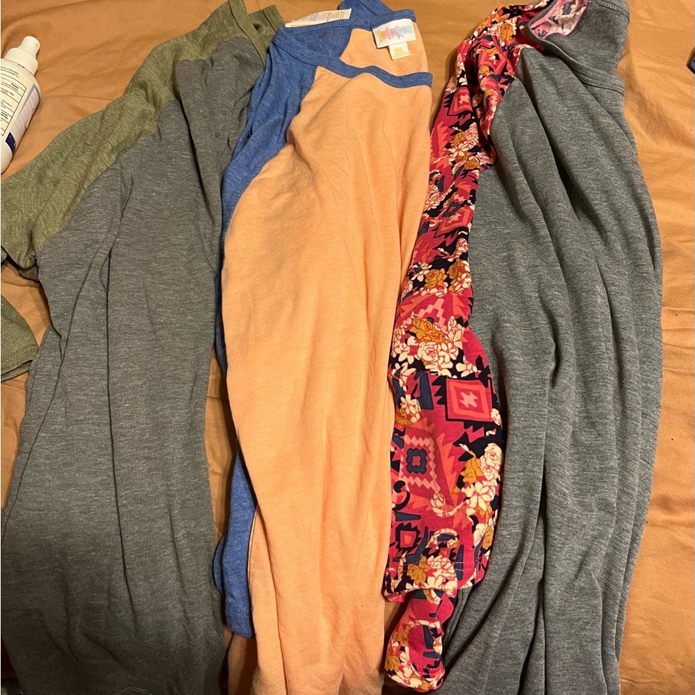 Never worn 3  “Randy” Lu la roe 3/4 sleeve blouses.